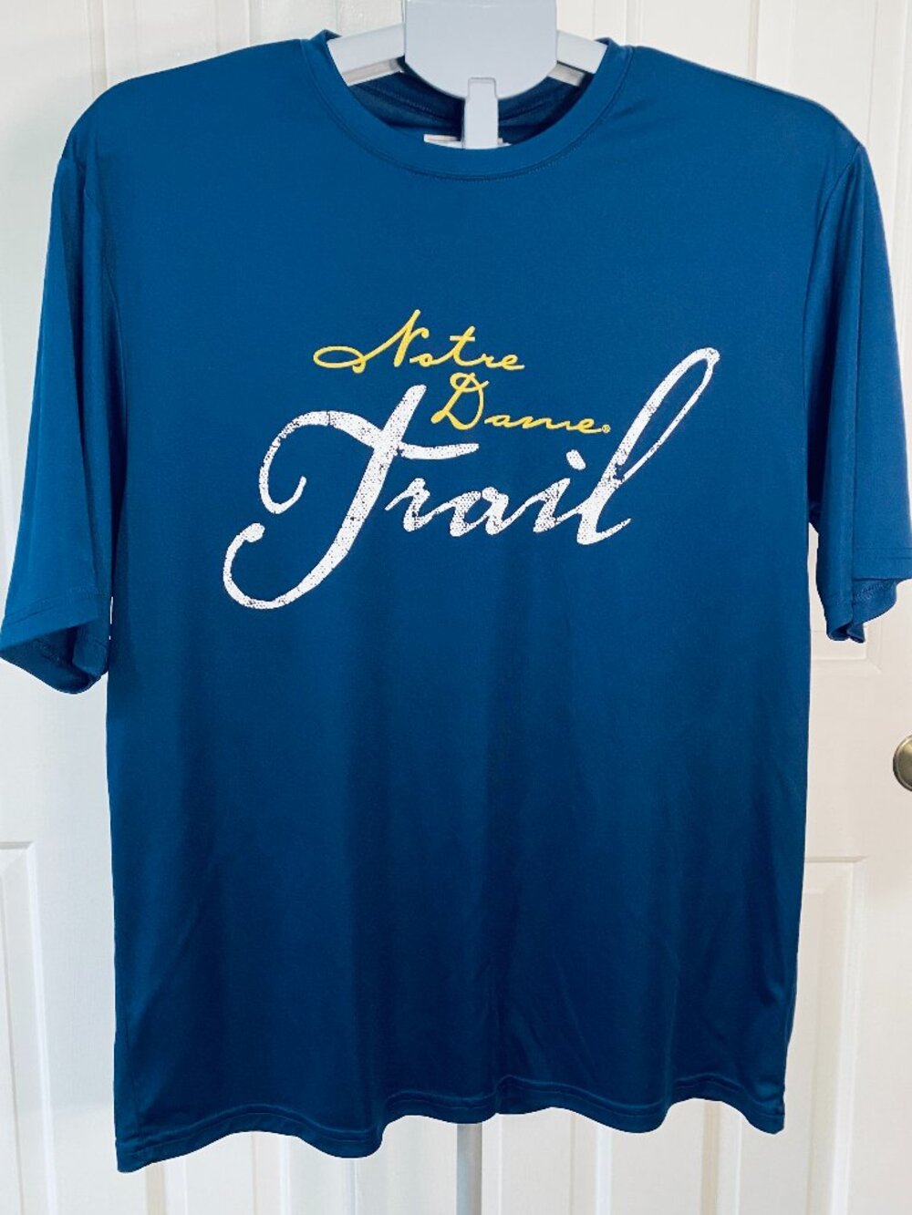 Notre Dame Trail Navy Short-Sleeve T-Shirt A4 Dry-Fit Unisex Sz M NWOT